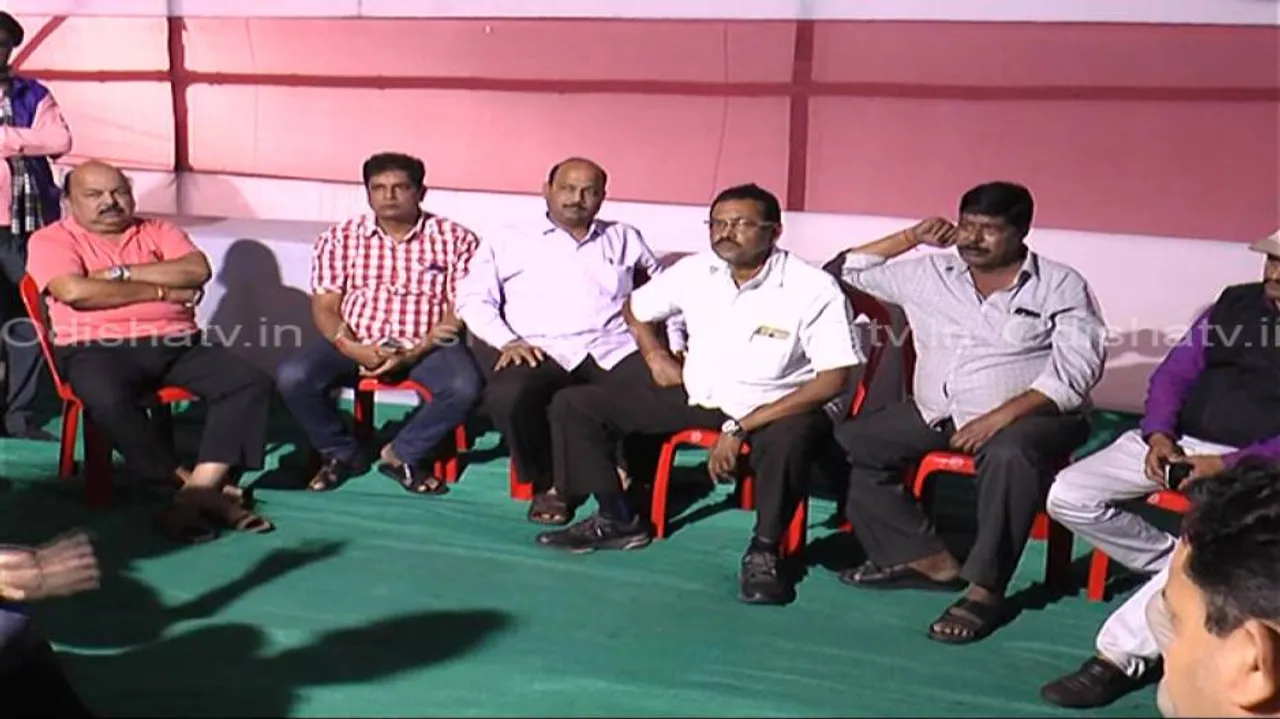 Mob disrupts Tarang Parivar Awards rehearsals in Paradip