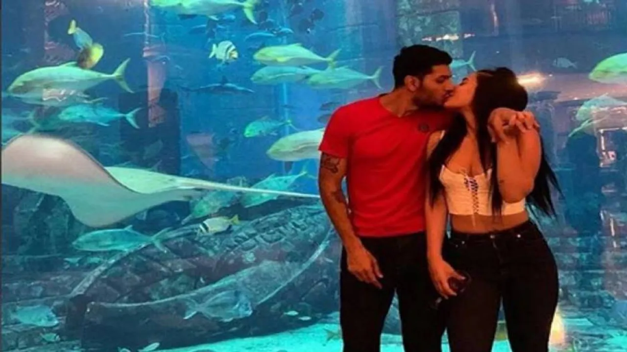 Tiger Shroff's sister locks lips with beau at aquarium