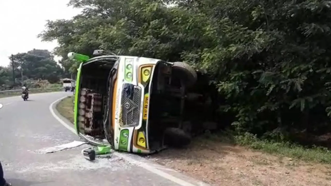Malkangiri: Bus Turns Turtle, 7 Critical