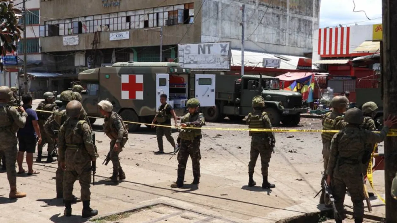 Twin Blasts Hit Southern Philippines: 10 Dead, 40 Injured