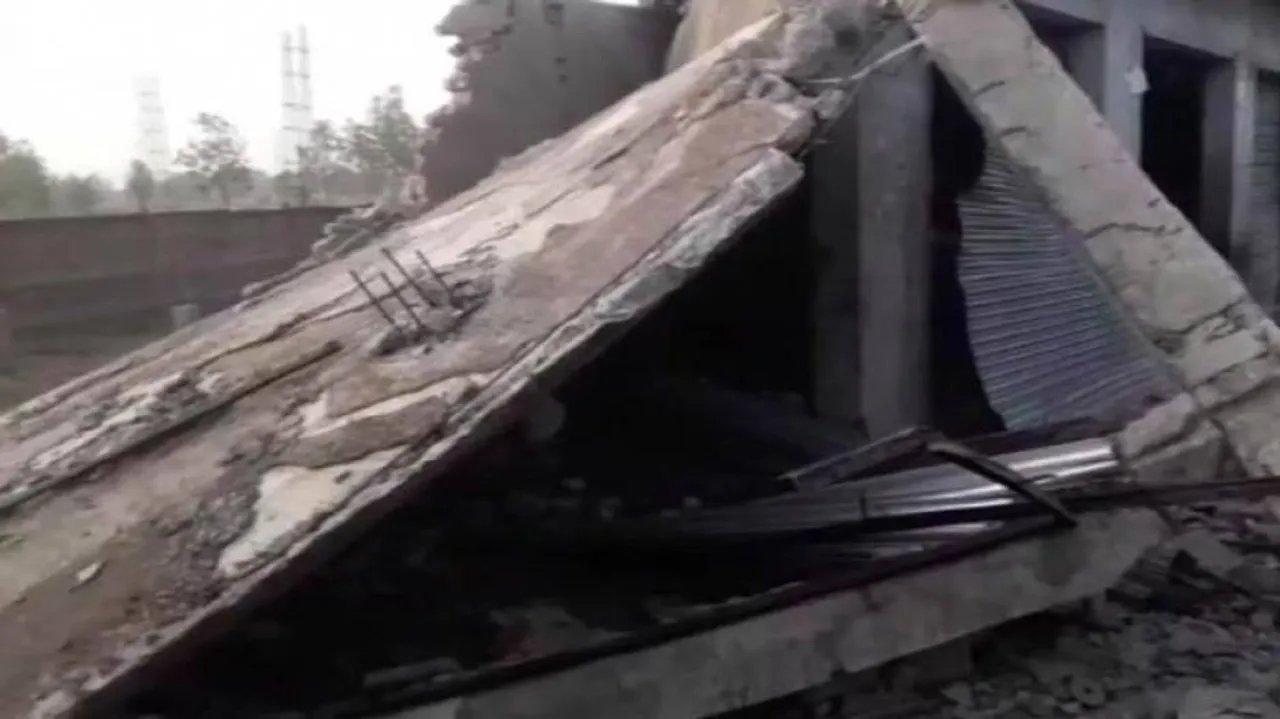 Blast in firecracker unit kills seven in Uttar Pradesh