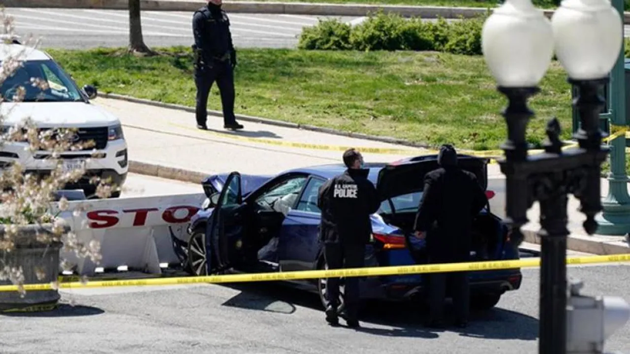Man Rams Car Into 2 Capitol Police; 1 Officer, Driver Killed
