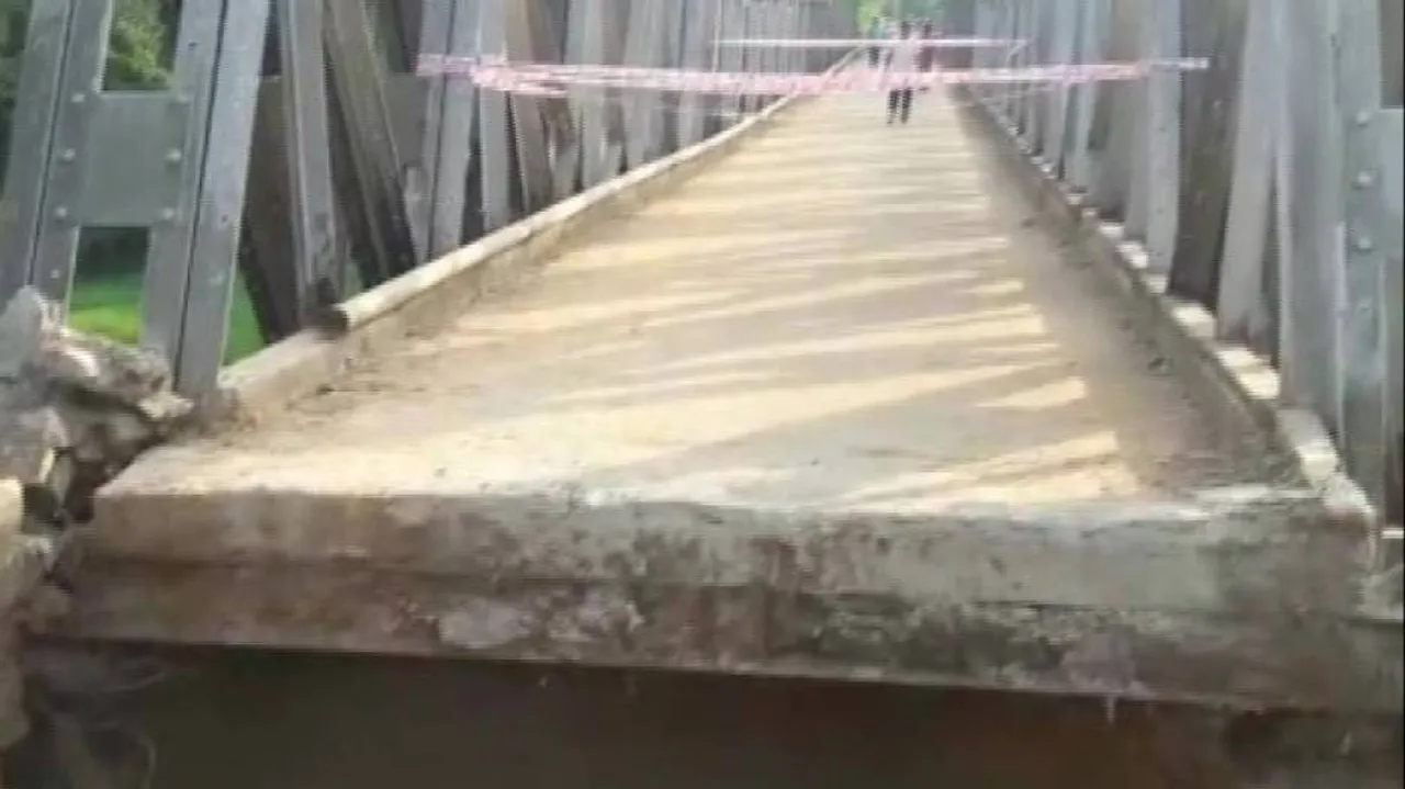 13 villages cut-off after bridge collapses in Rourkela