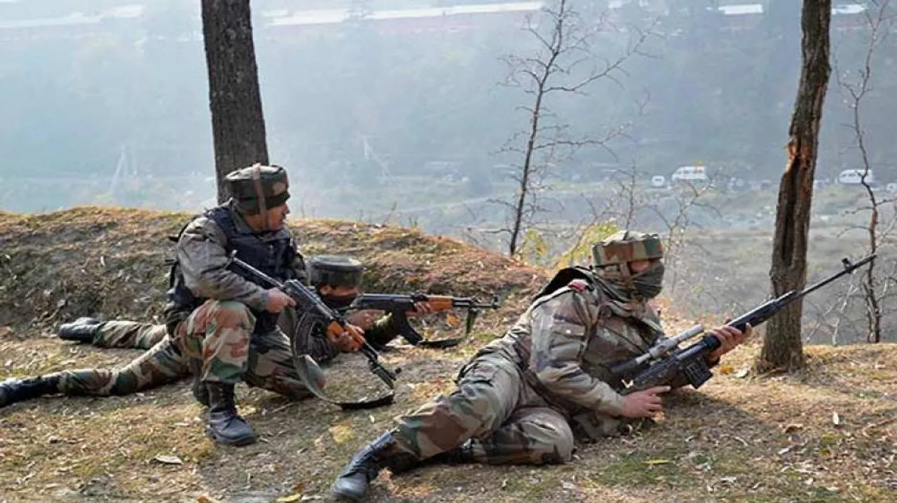 Soldier injured in gun battle in south Kashmir's Tral