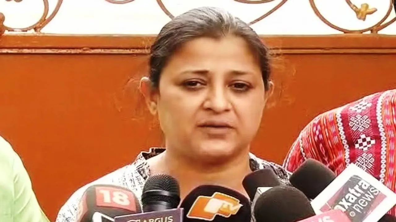 Odia actor Usasi meets DGP, demands immediate arrest of main culprits