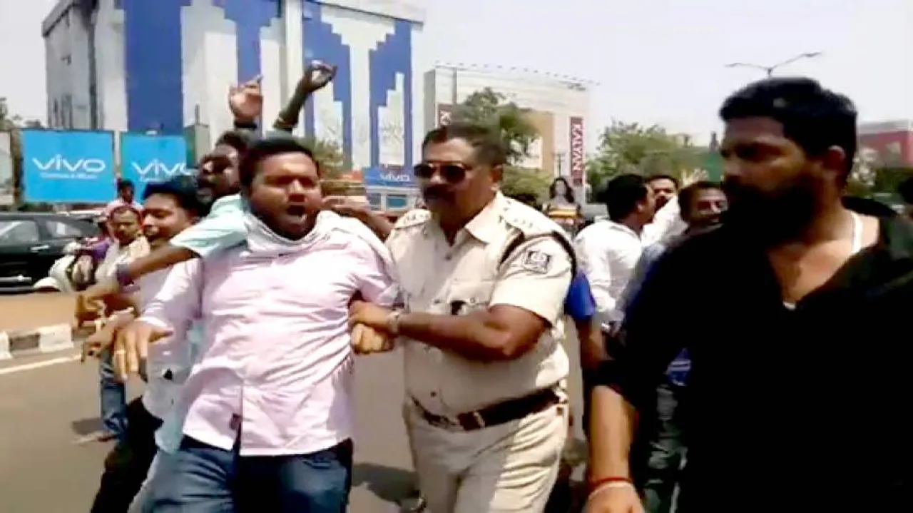 Tension ahead of CM’s Utkal University visit; 50 detained
