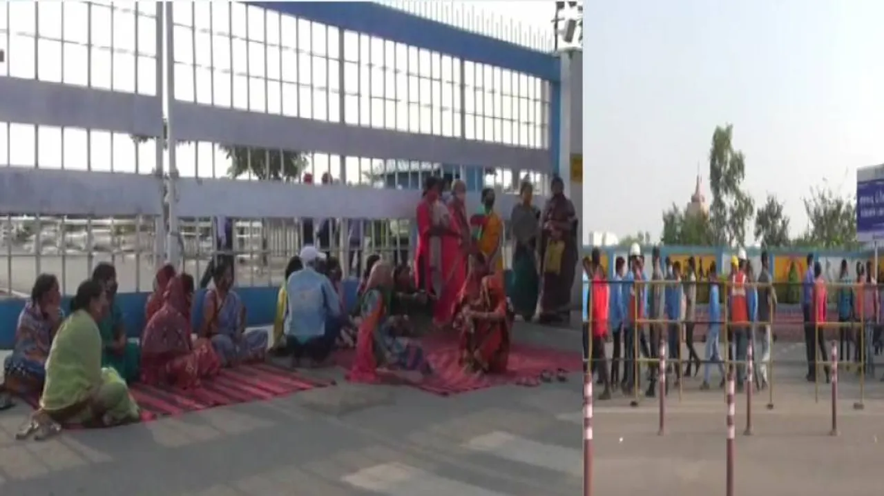 Jharsuguda Villagers Stage Protest Outside Vedanta Plant, Seek Compensation For Ash Pond Breach