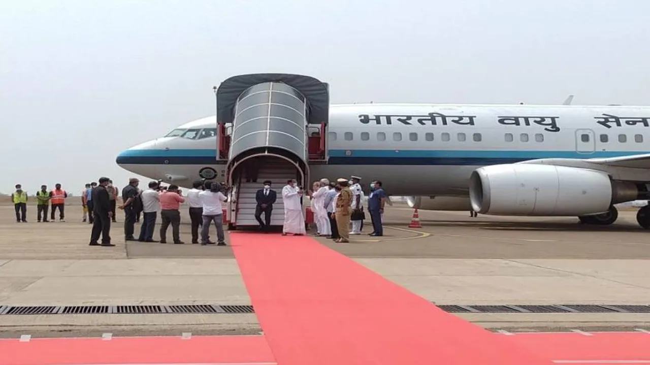Odisha: Vice President Arrives In Bhubaneswar, To Grace Utkal University Convocation Tomorrow