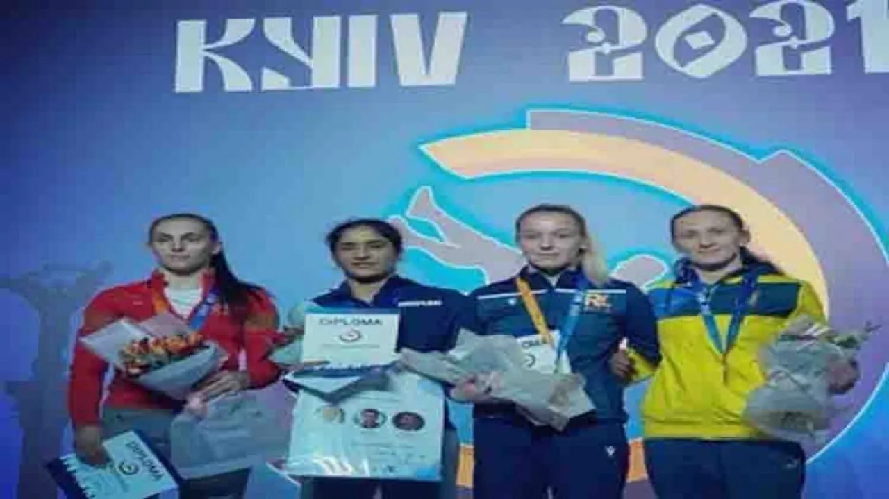 Vinesh Storms To Gold In Matteo Pelicone Ranking Series
