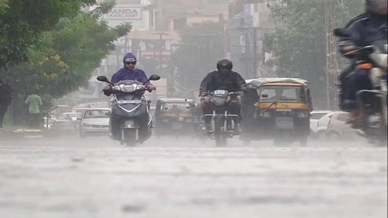 IMD predicts heavy rainfall, thunderstorm in next 24 hours