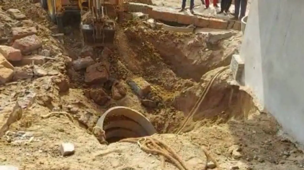 Mudslide Inside Well Kills One In Dhenkanal, Narrow Escape For 4 Others