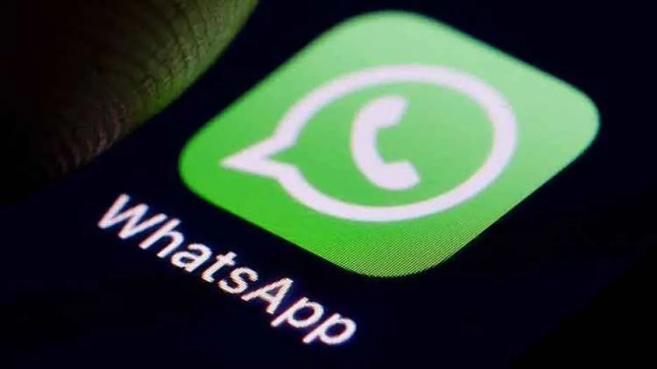 WhatsApp Down: Users Facing Media Transfer Issues, Twitterati Report Server