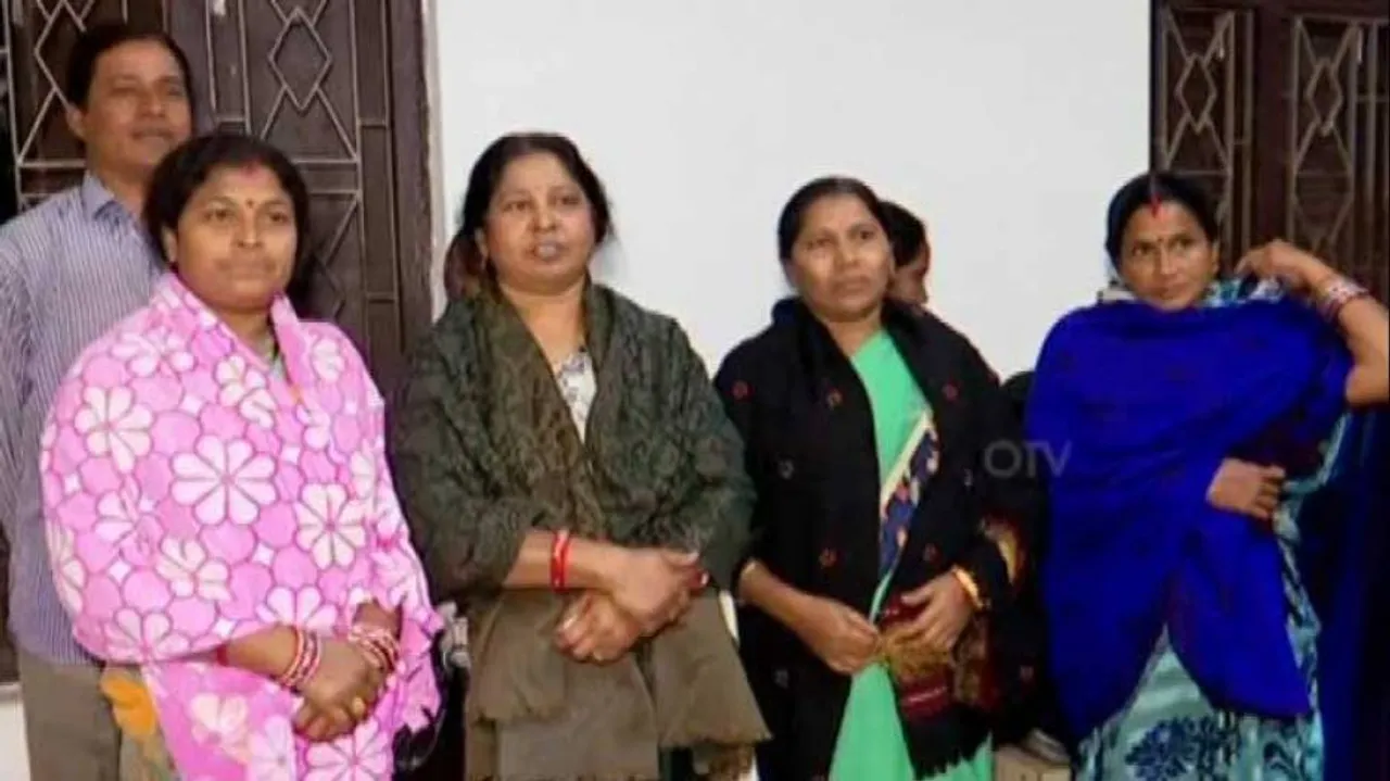 Woman Absconds After Duping Rs 70 Lakh From People In Odisha