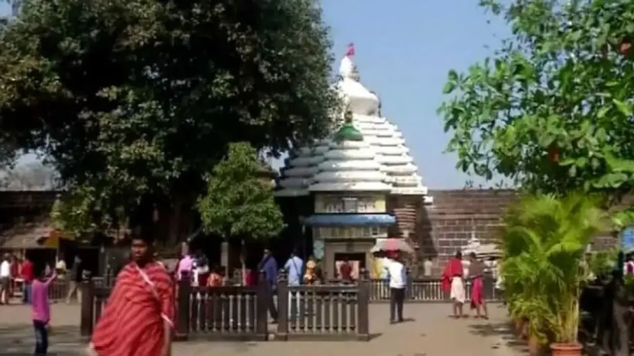 Misbehaviour with Swedish woman tourist: Lingaraj servitor awarded 18-month jail term 