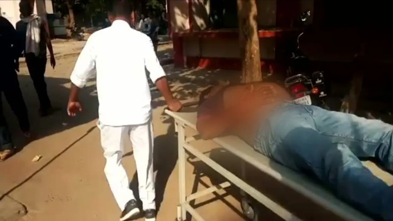 Liquor shop salesman hurt in firing incident in Bolangir
