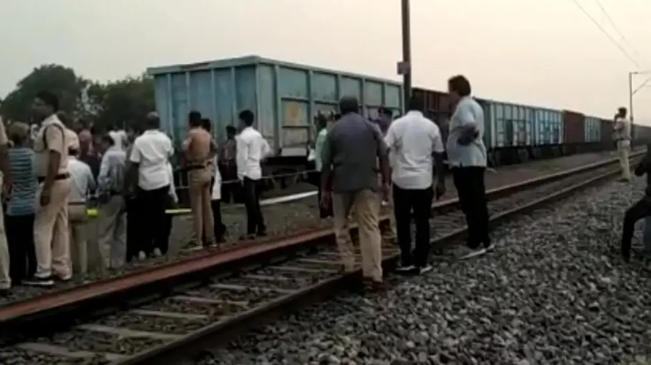 Probe begins into crushing of 6 labourers by goods train at Jajpur-Keonjhar Road station in Odisha  