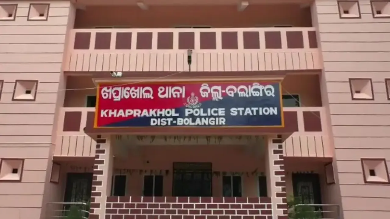 Man kills wife, sets body on fire in Odisha; three arrested  