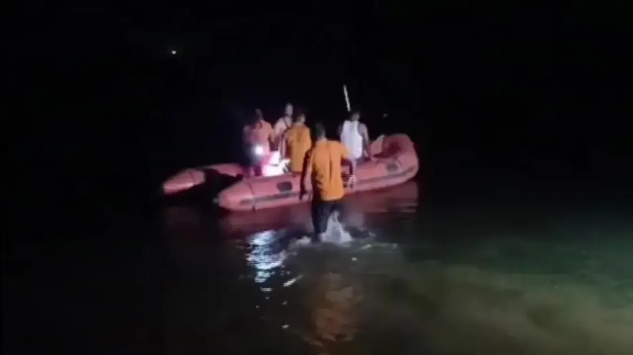 3 including 2 minors go missing in Odisha’s Ib River 