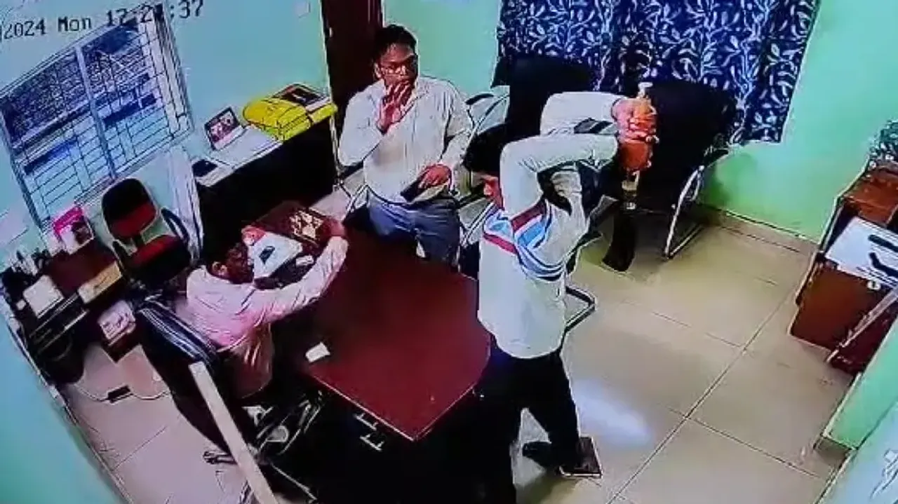 Nandankanan Zoo officials brutally thrashed inside office by armed youths  