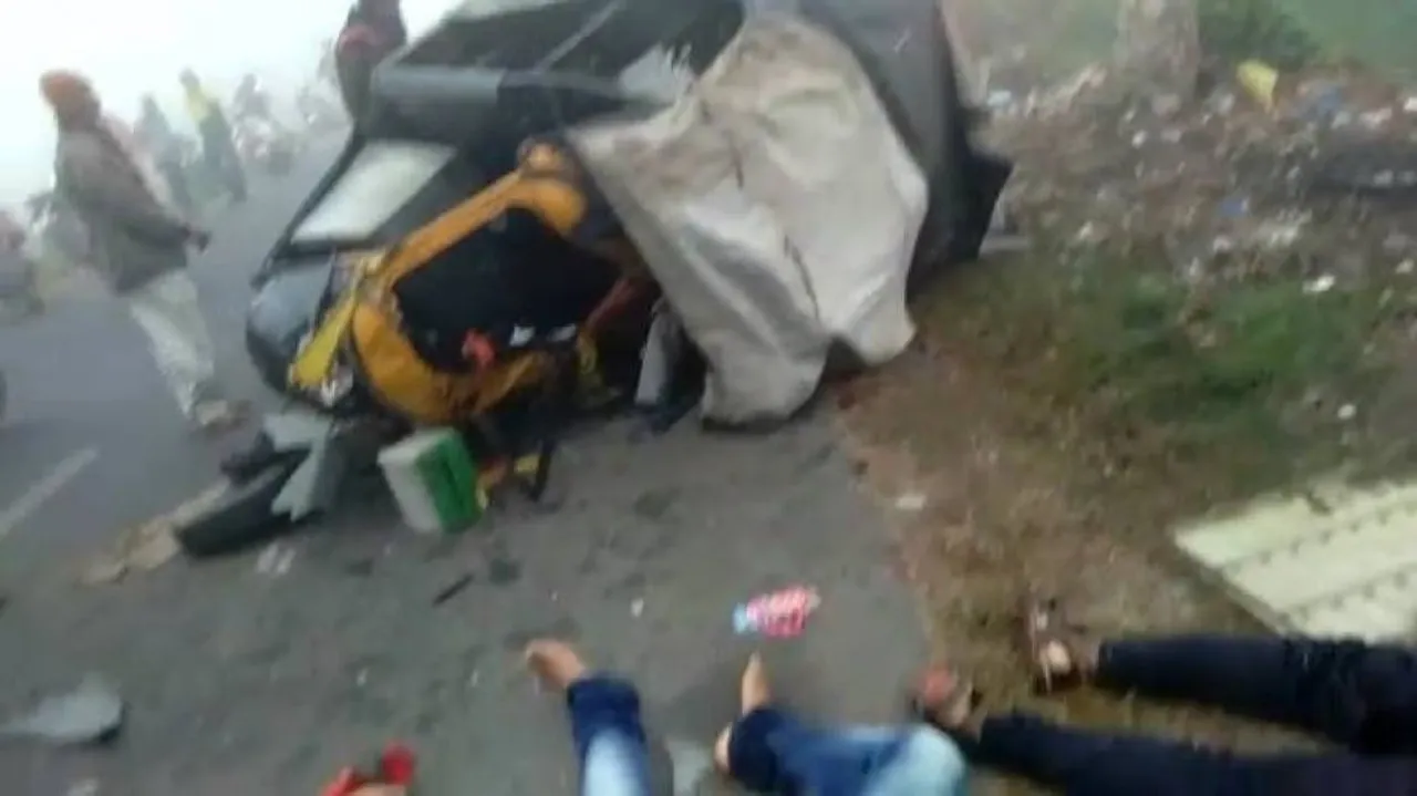 1 killed, 6 injured as mini truck hits auto rickshaw