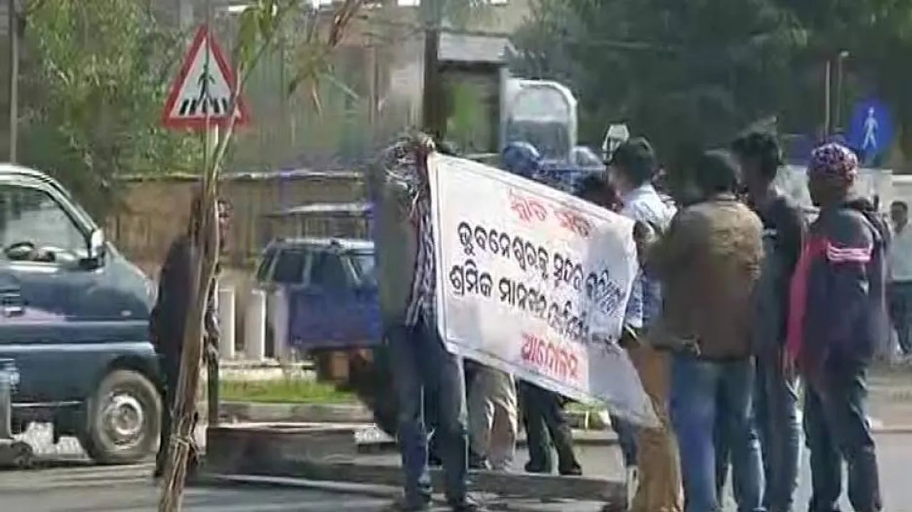 'Unpaid' workers pull down newly-built bus bays in Bhubaneswar
