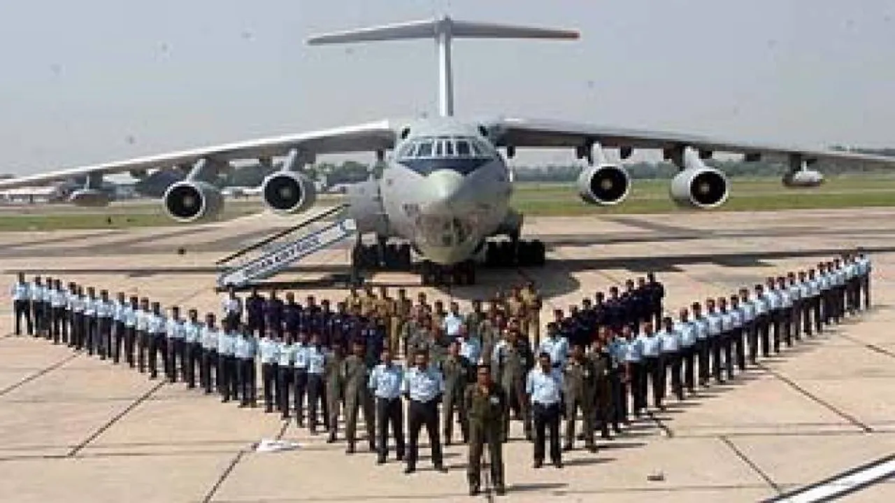 Women fighter pilots: IAF chief playing to the gallery?