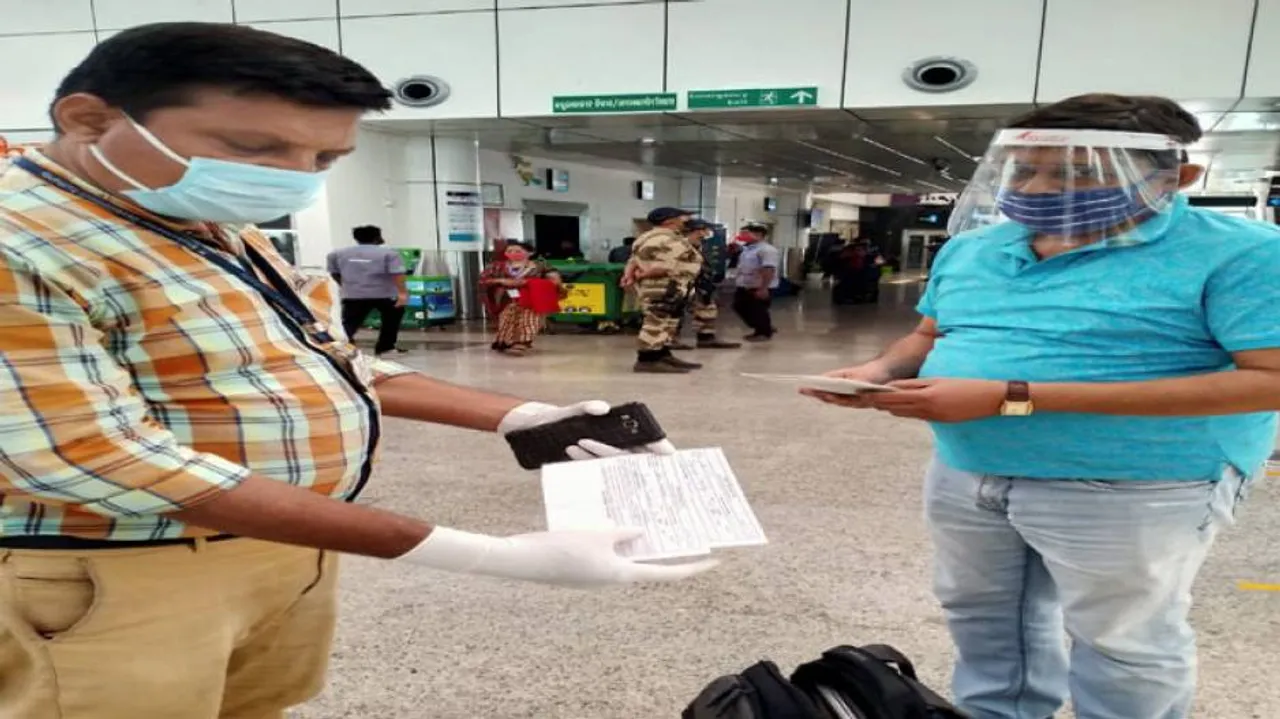 DGCA Issues New Directives For Airports To Fine Passengers Without Masks