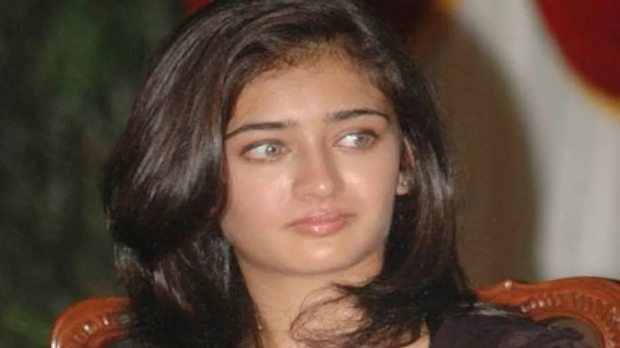 Treat every film as first: Akshara Haasan