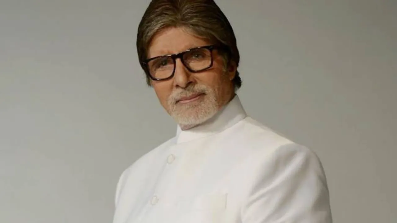 Amitabh Bachchan uploads resume on Twitter