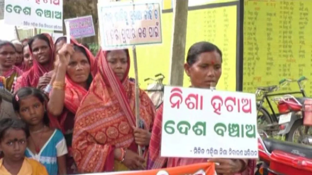 Anti-liquor protests by women fail to move admin
