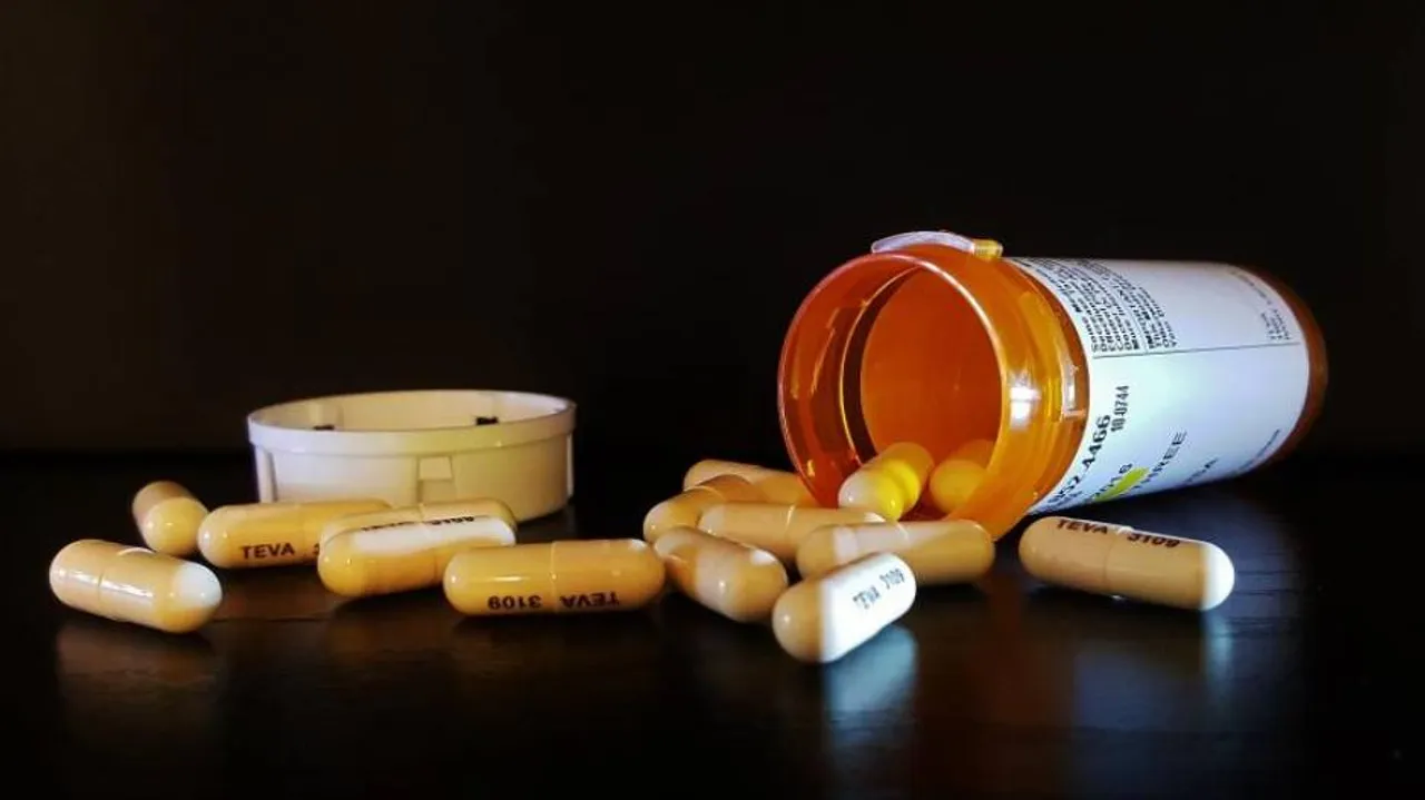 8,000 new combinations identified to slow down antibiotic-resistant bacteria