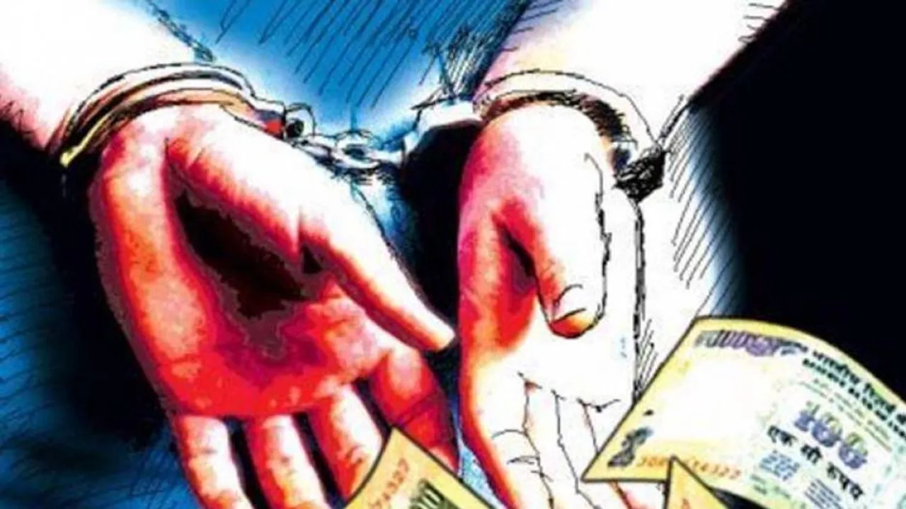 IIC held for taking bribe in Angul