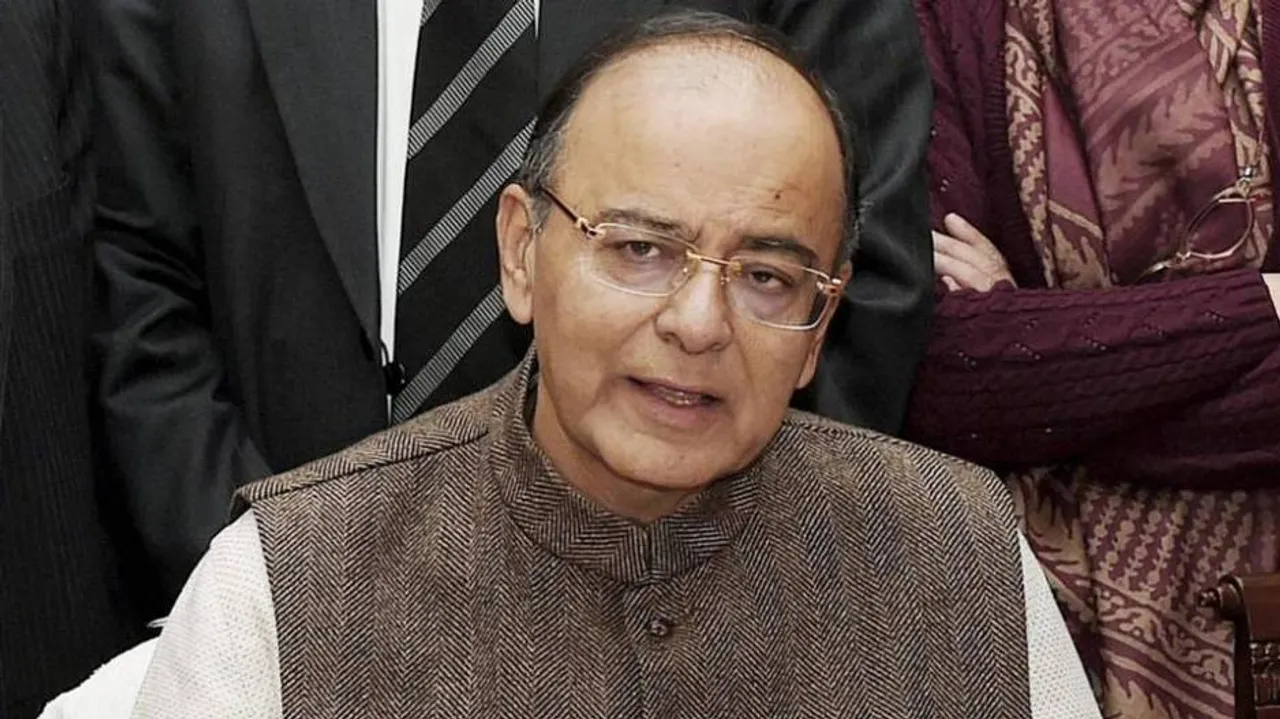 Economy will witness higher growth in coming quarters: Jaitley
