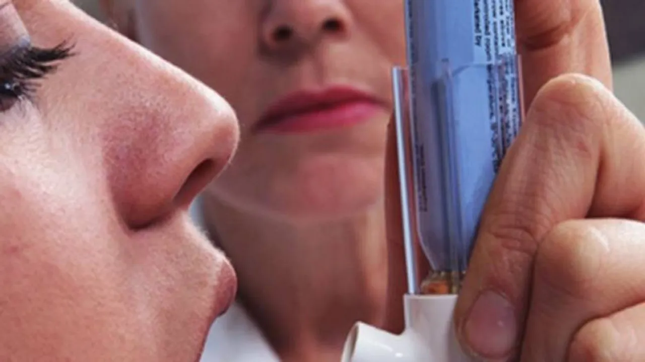 Fluctuation in female hormones may cause asthma