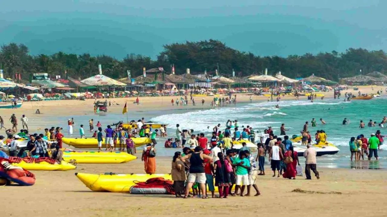 Crackdown on nomads, hawkers on Goa beaches