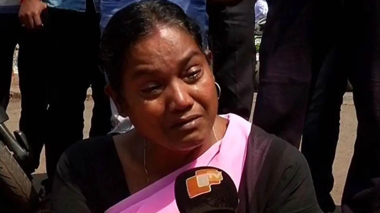 Odisha Lady Teacher Found Begging On Streets, Alleges Govt Apathy
