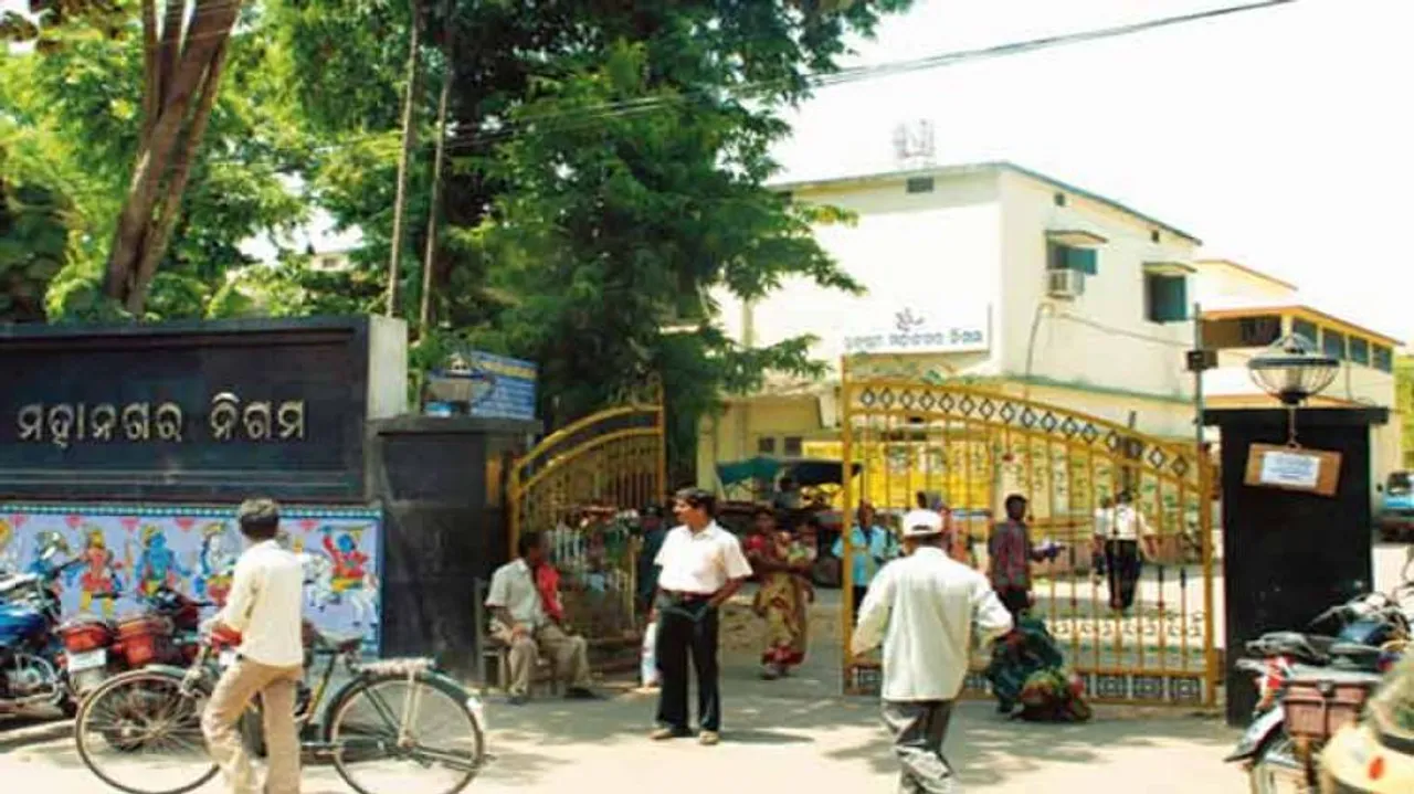 Odisha’s Silk City wakes up to Barcode system For Solid Waste Disposal