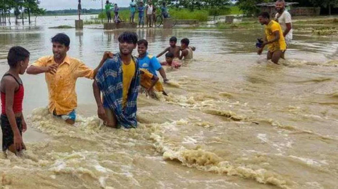 Indian expats in UAE open collection centres of flood-hit Kerala