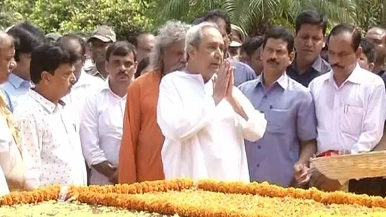 BJD observes 103rd birth anniversary of Biju Patnaik