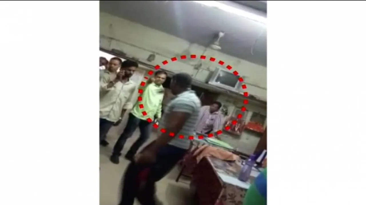 Drunk youth leaders of ruling-BJD misbehave with cops