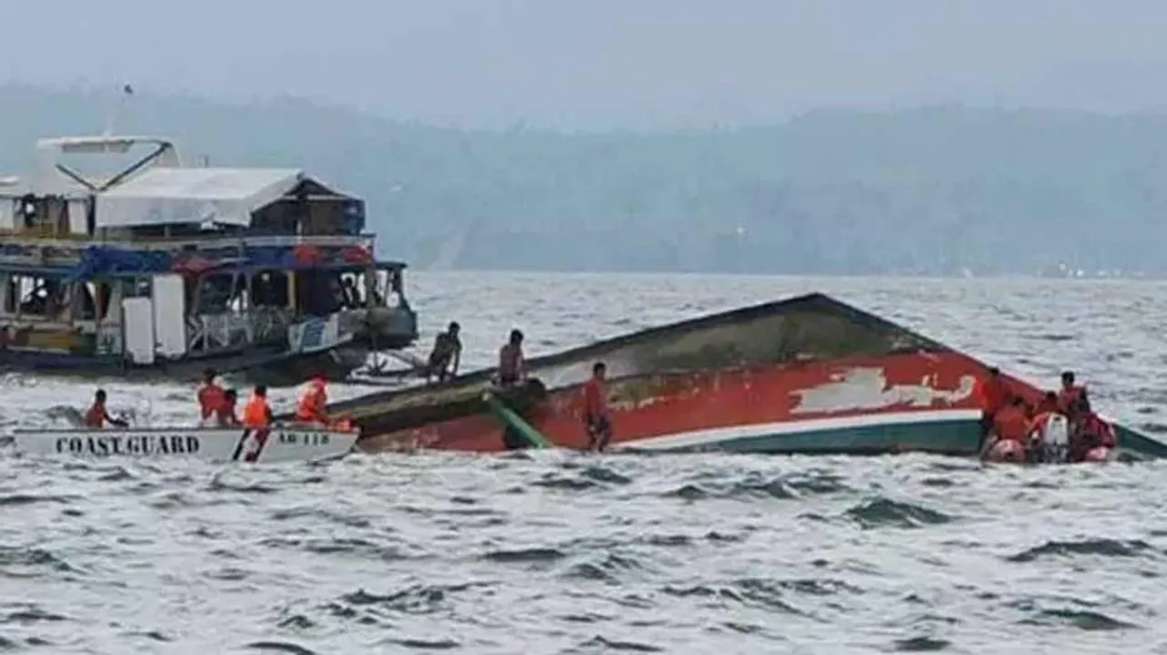 19 killed as 3 boats capsize in Philippines