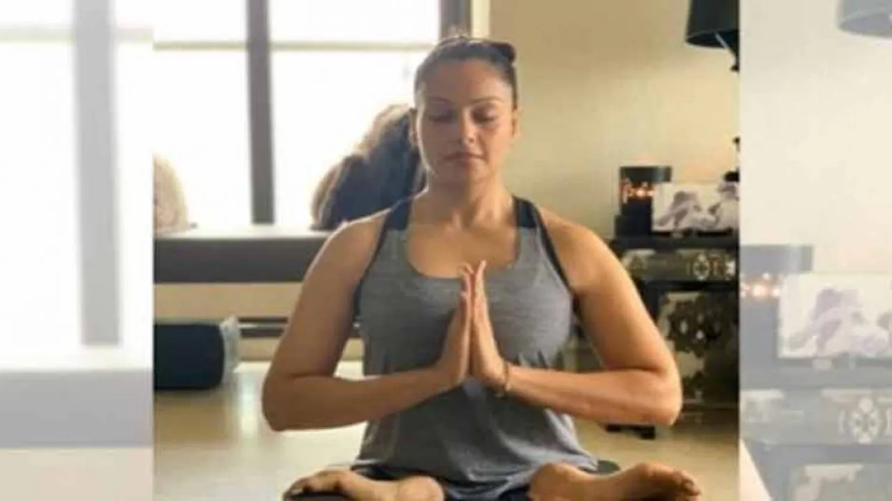 Bollywood divas who add star power to yoga