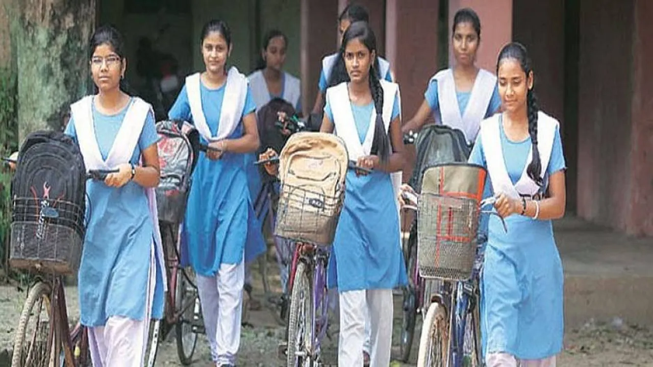 Big Breaking: Schools Across Odisha Likely To Reopen In January; Classes To Continue On Saturdays/Sundays, Says Minister