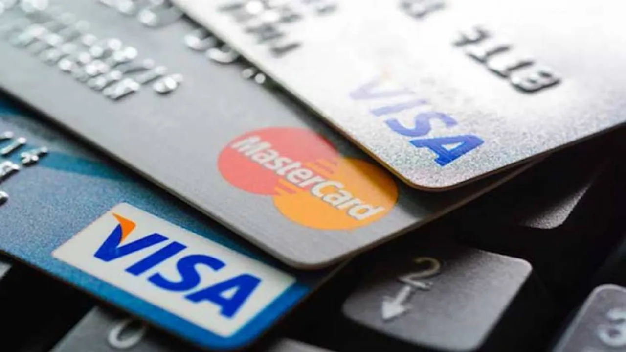 Beware! Credit card holders, avoid making these mistakes