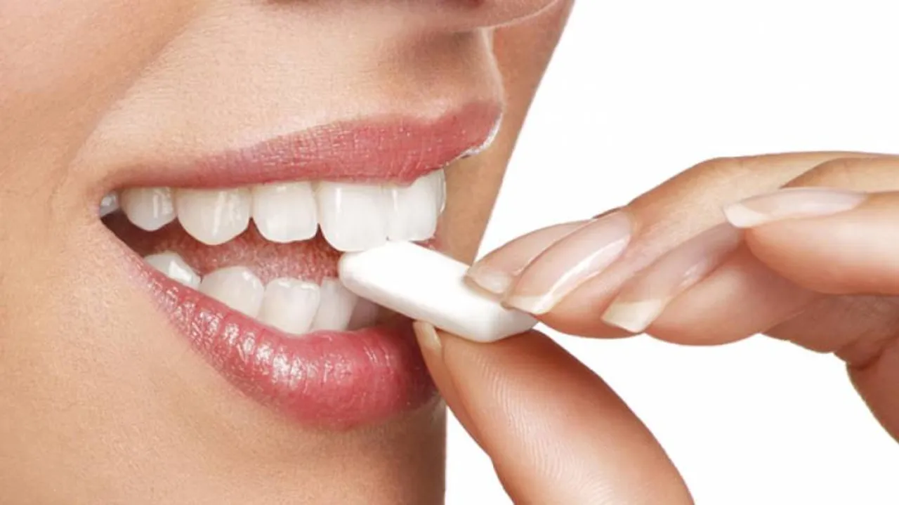Chewing gum additive linked to colorectal cancer