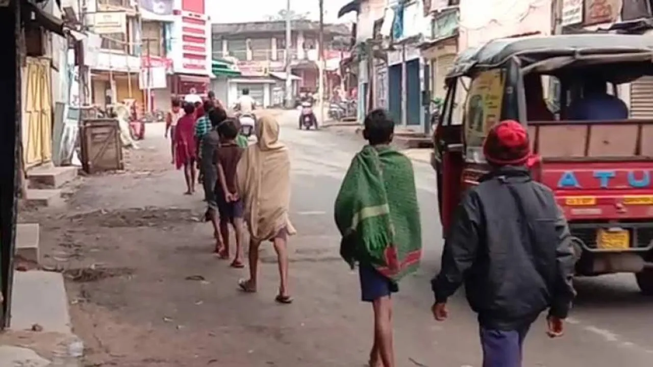 Students walk 15 kms to convey grievances before Mayurbhanj Collector