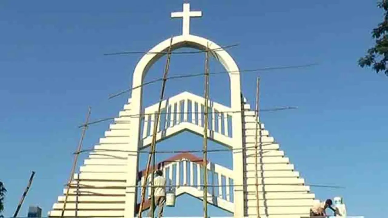 Christmas preparations in full swing amid tight security