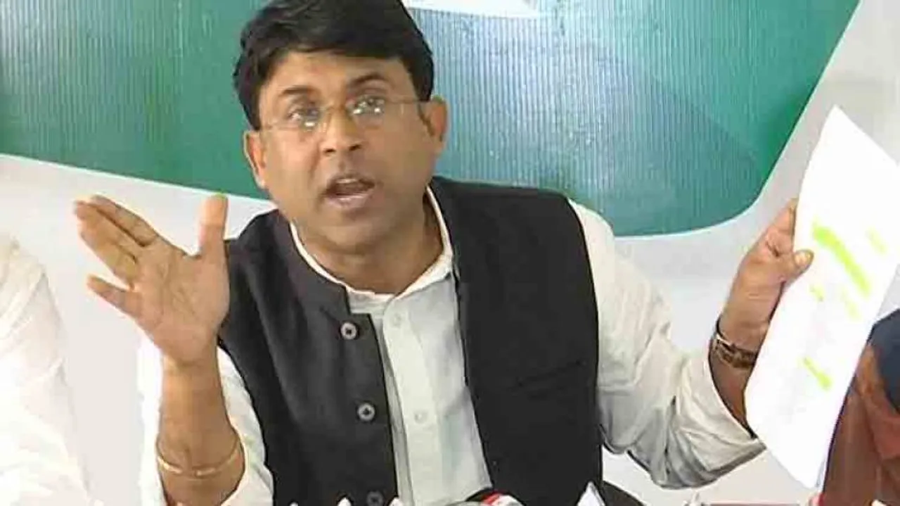 AAI land encroached for Naveen Niwas: Congress