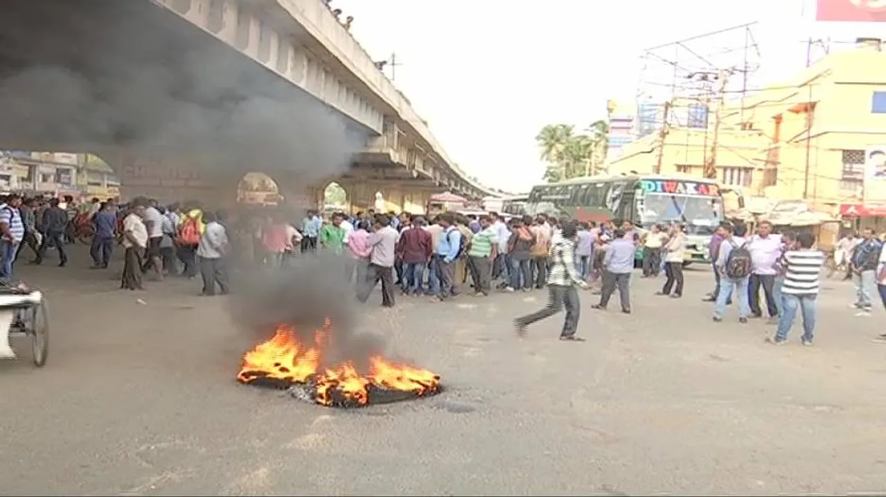 Fuel price hike: Odisha Congress observes 6-hr ‘Chaka jam’