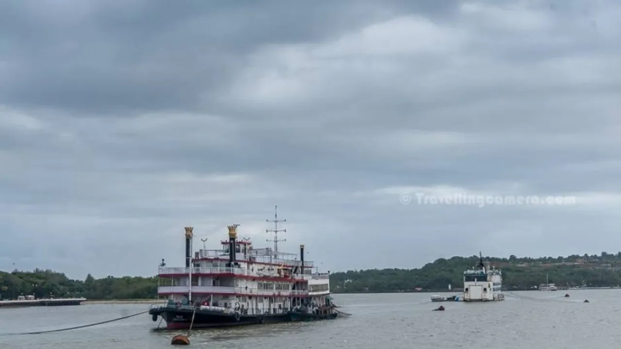 42 tourists rescued after cruise boat, casino vessel collide